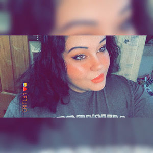 Meet your Posher, Caitlyn